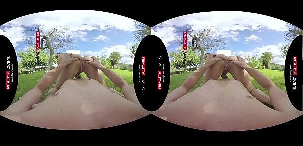  RealityLovers VR - Estoy lista para que me folles duro